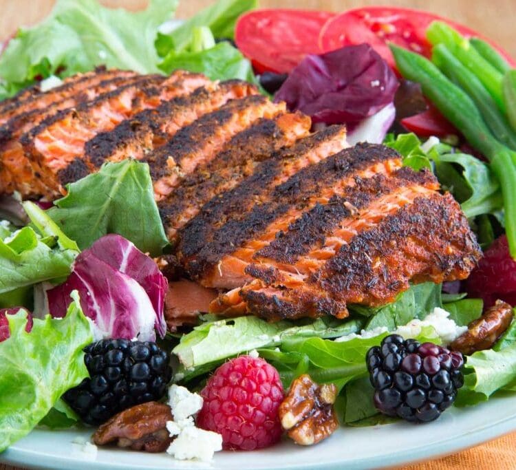 Blacken Salmon Salad