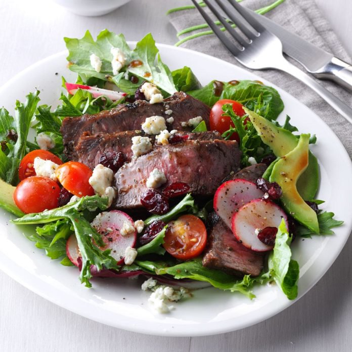 Blacken Steak Salad